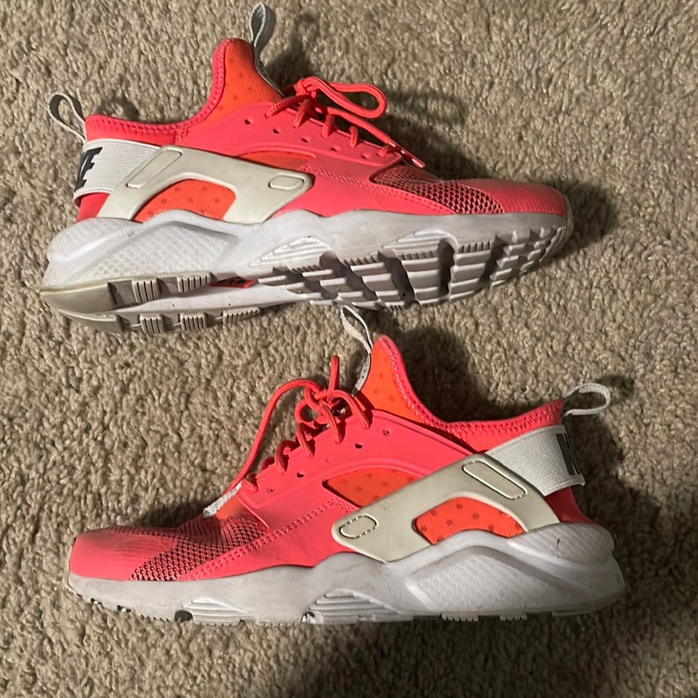 Nike Air Huarache Run Ultra GS 5.5 youth